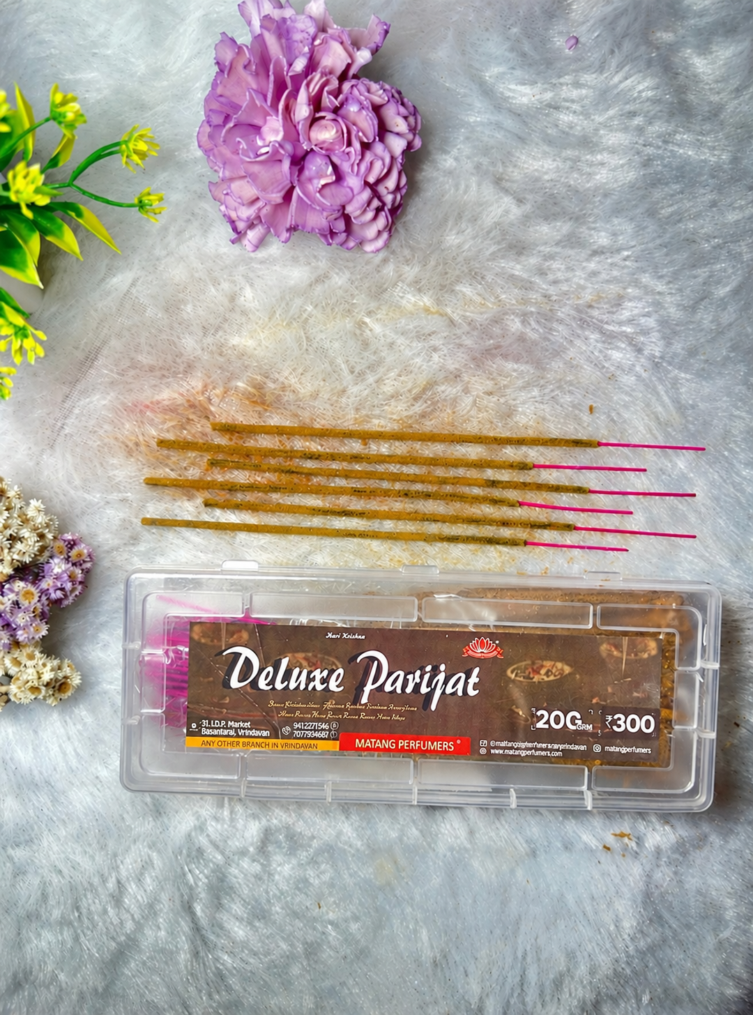 Deluxe Parijat